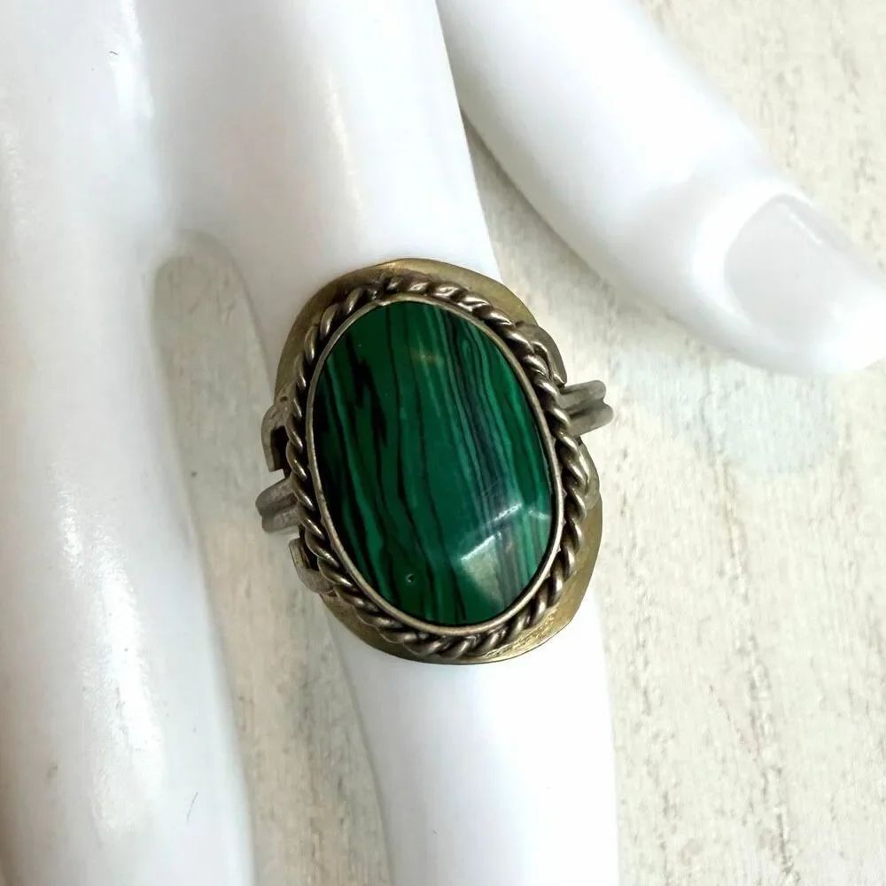 Vintage Malachite Stone Adjustable Ring